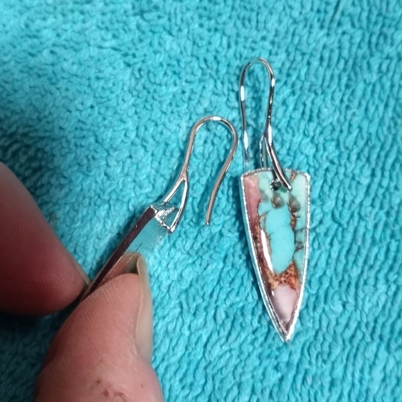 Multicolor Colorful Silvertone Wire Dangle Stone Look Earrings - Picture 4 of 4